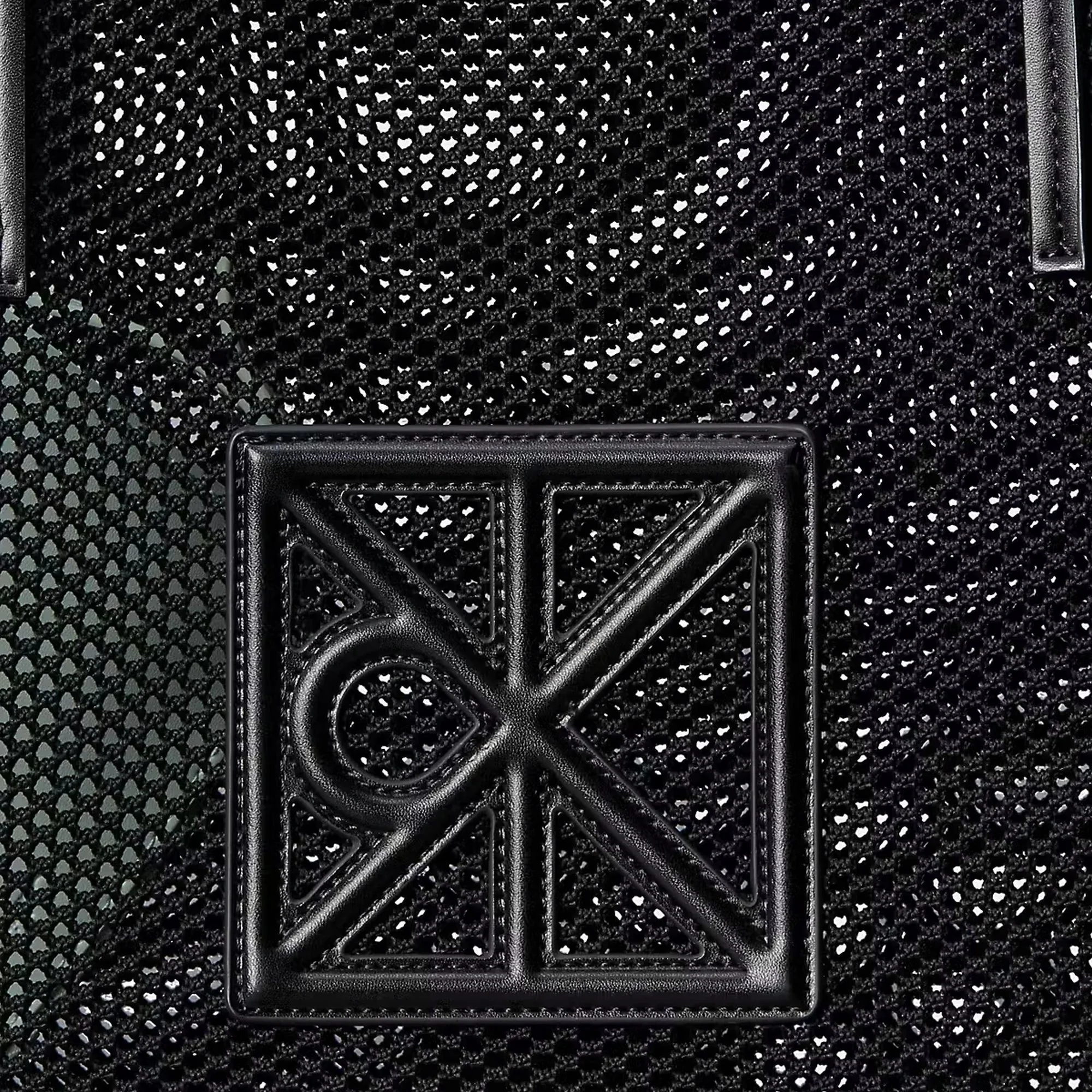 Calvin Klein Emblem Mesh - Shopper (black) - Image 4