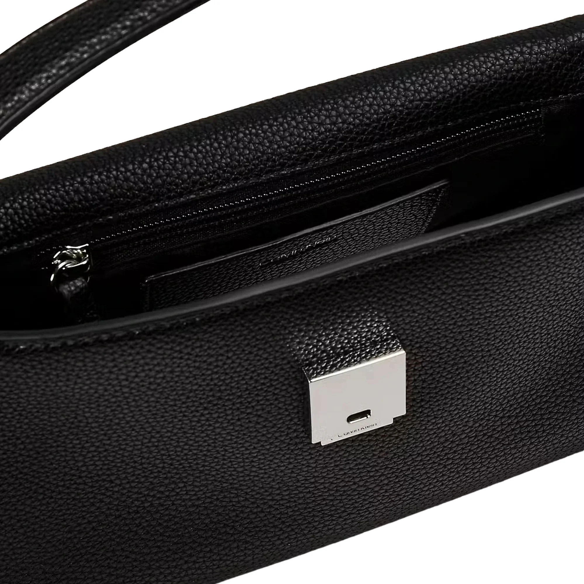 Calvin Klein Emblem Pebb - Schultertasche (black) - Image 3