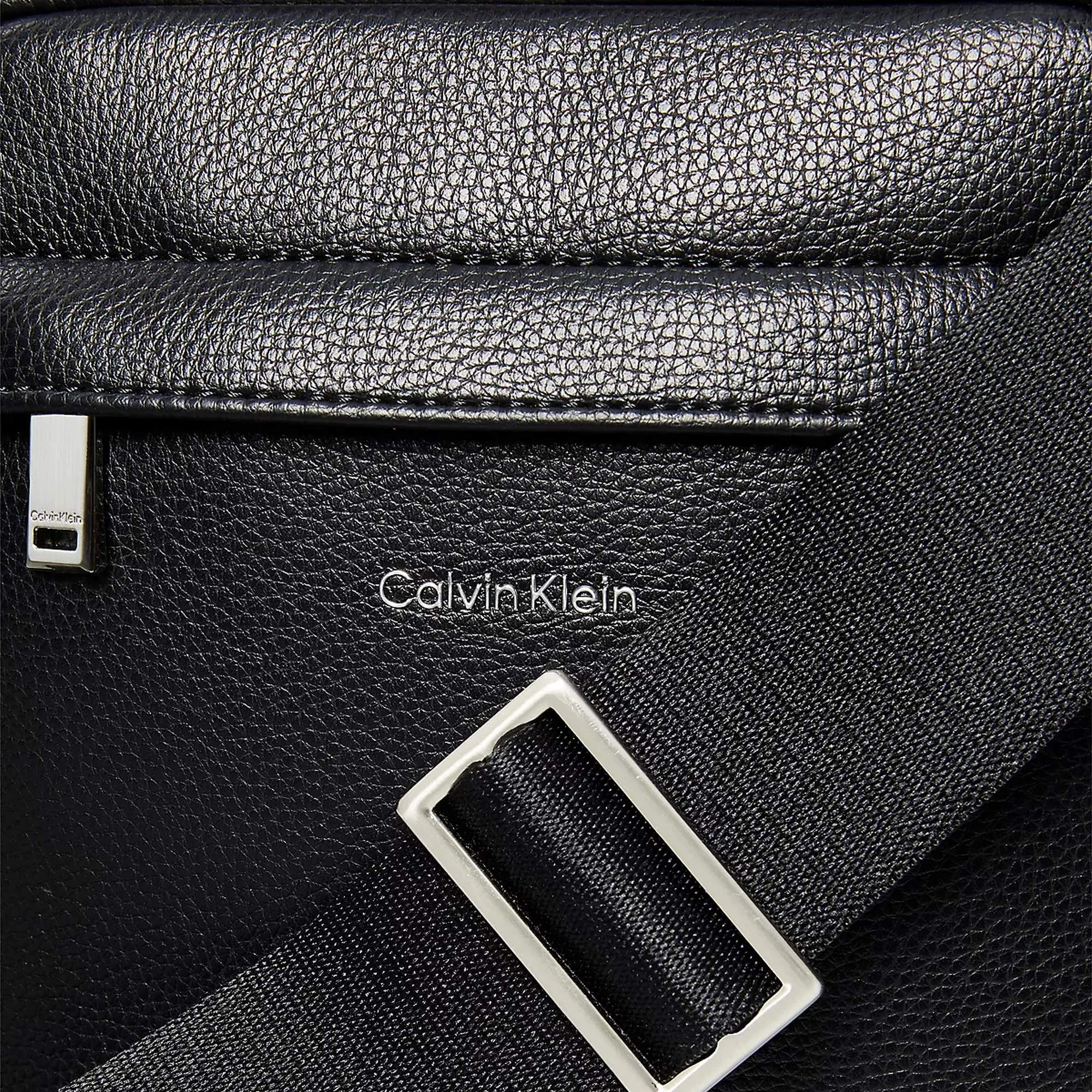 Calvin Klein Raised - Umhängetasche 22 cm (black) - Image 4