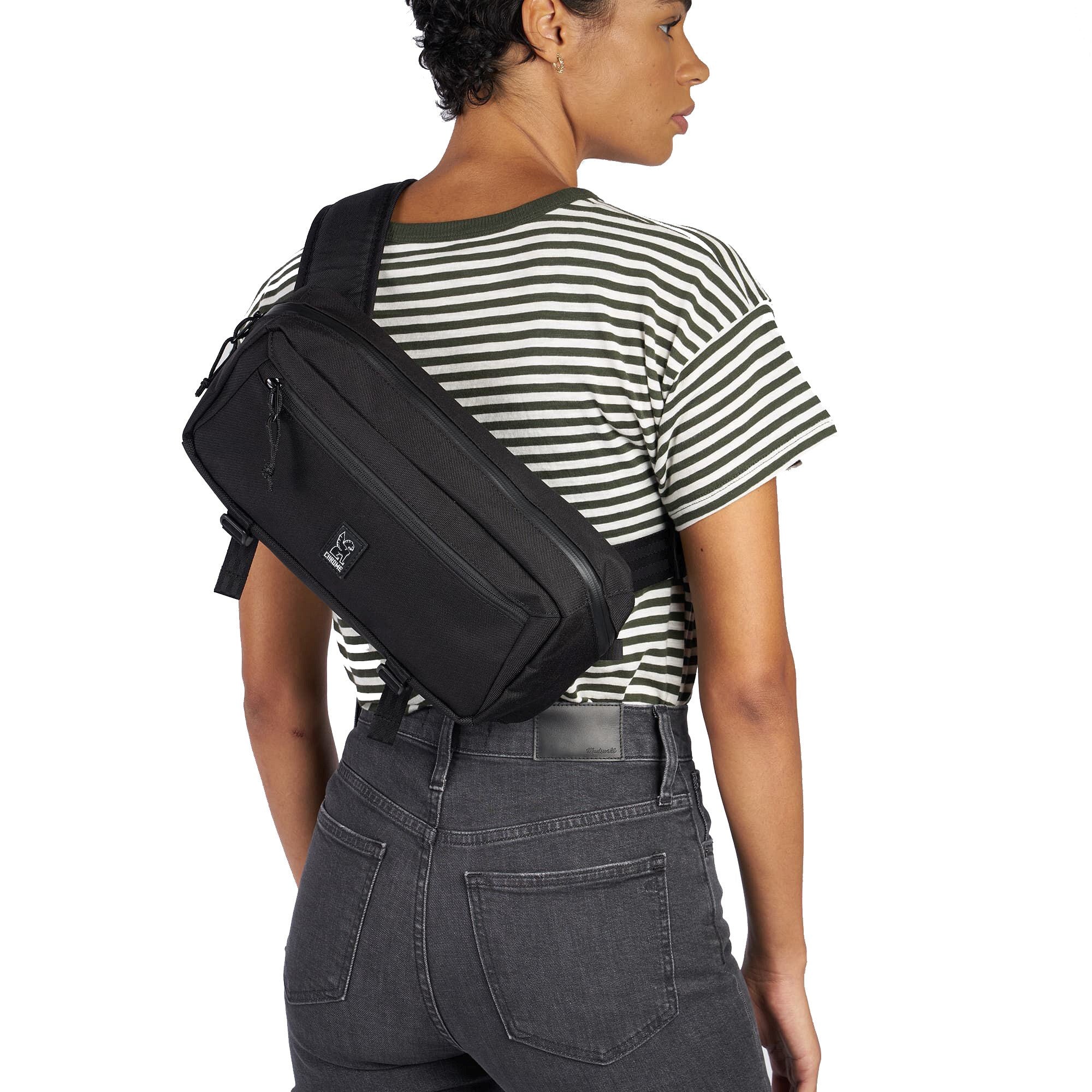 Chrome Mini Kadet Sling Bag 5 - Umhängetasche 34 cm (black) - Image 7