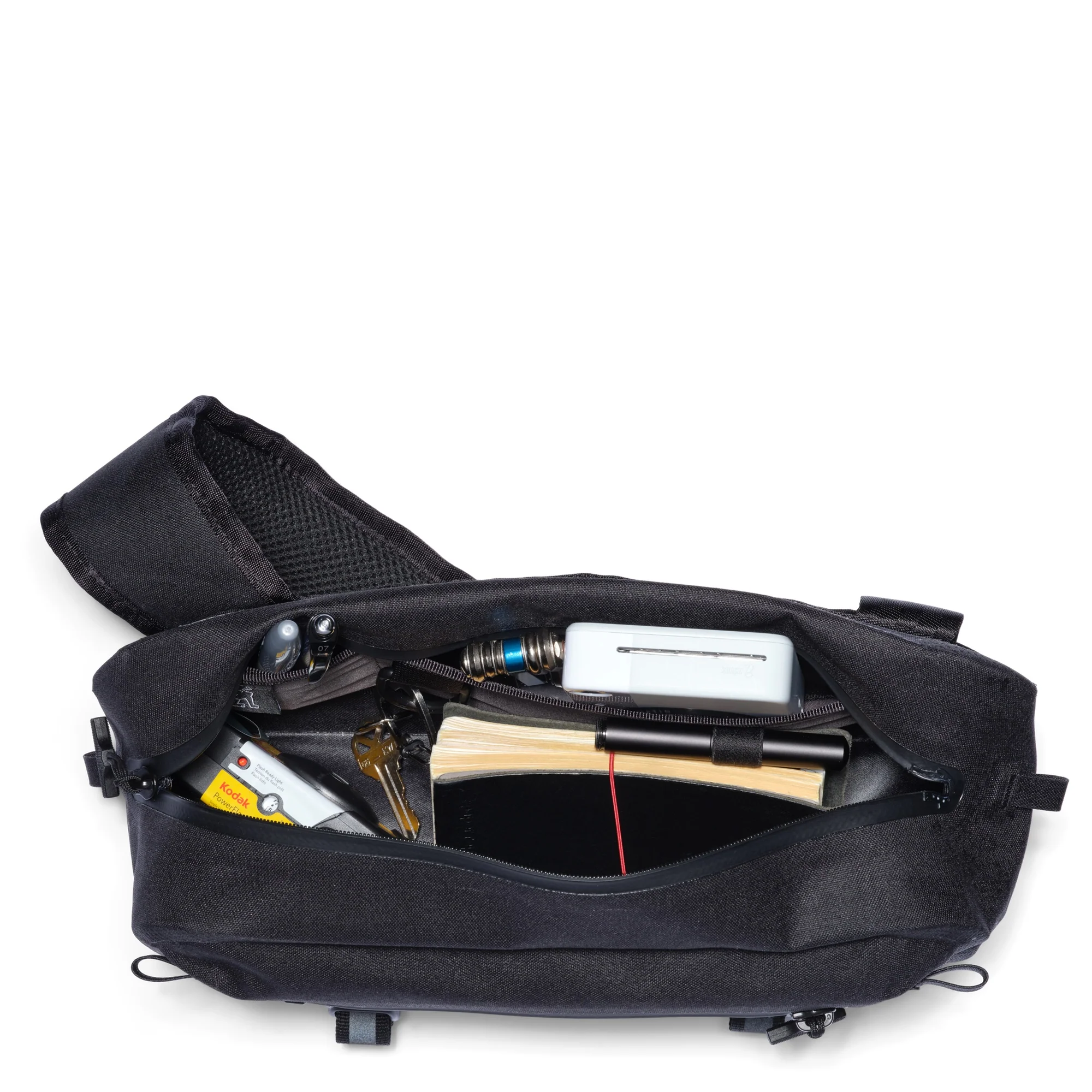 Chrome Mini Kadet WP - Umhängetasche 13 cm (schwarz) - Image 4
