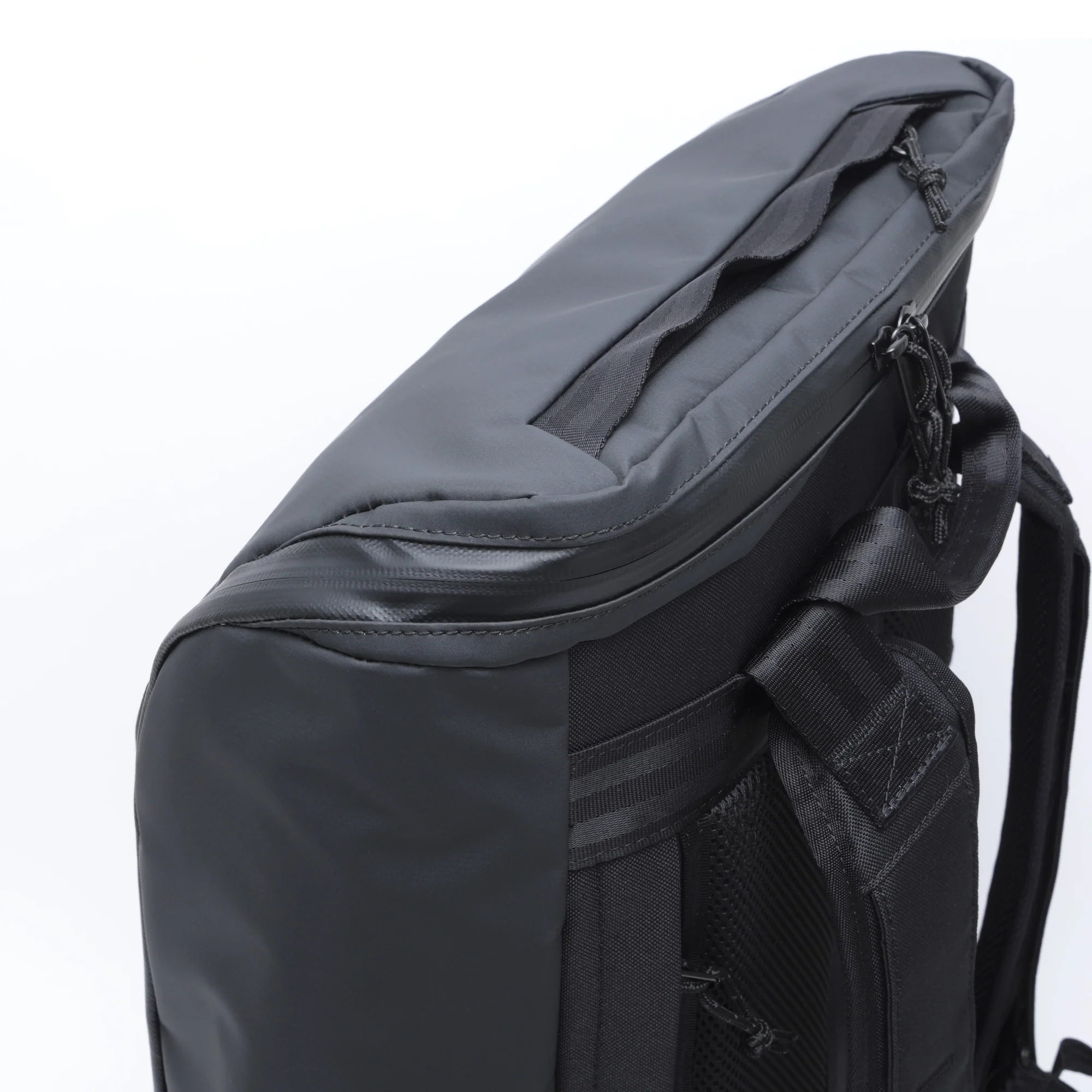 Chrome Volcan 35 - Rucksack 15" 47 cm (black tarp) - Image 8