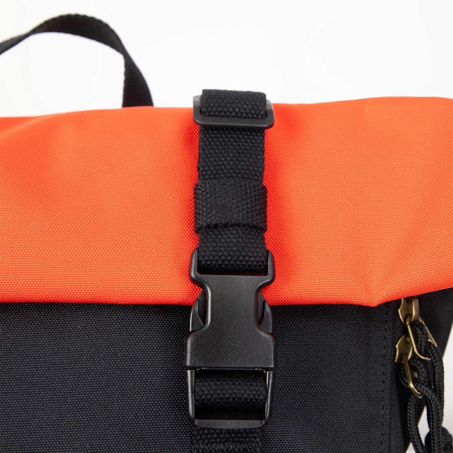 Doughnut Christopher Reborn 18 - Rolltop Rucksack 15" 45 cm (black x grapefruit) - Image 6