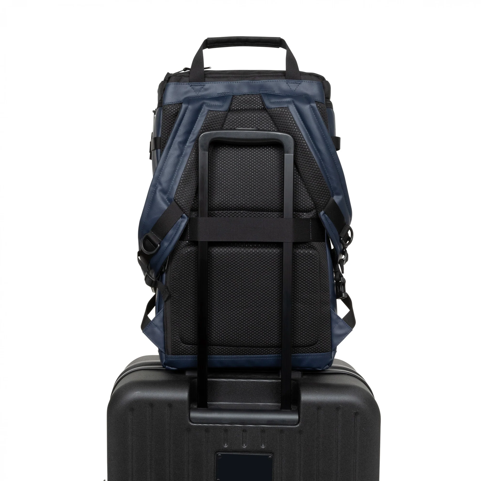 Eastpak selection Tecum Top CNNCT 23 - Rucksack 15" 49 cm (cnnct admiral) - Image 7