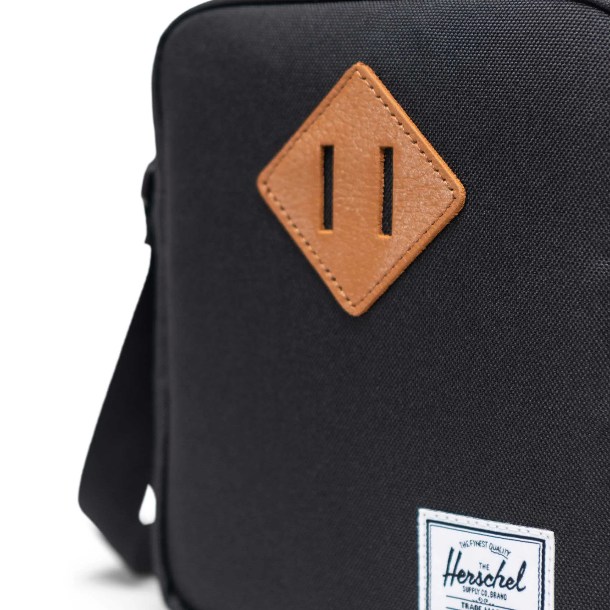 Herschel Heritage - Umhängetasche 18 cm (black) - Image 5