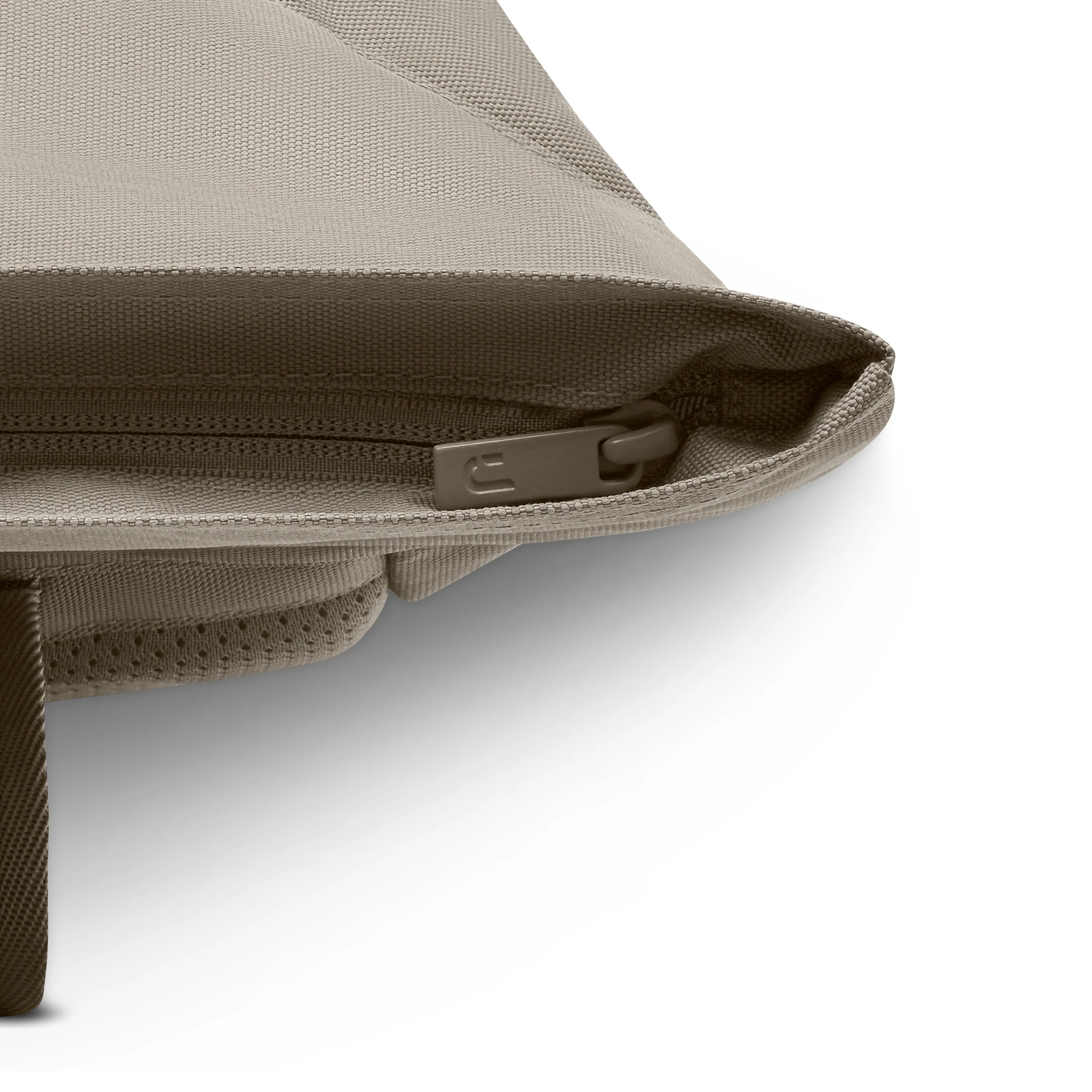Johnny Urban Luca Medium - Rolltop Backpack 42 cm (desert grey) - Image 10