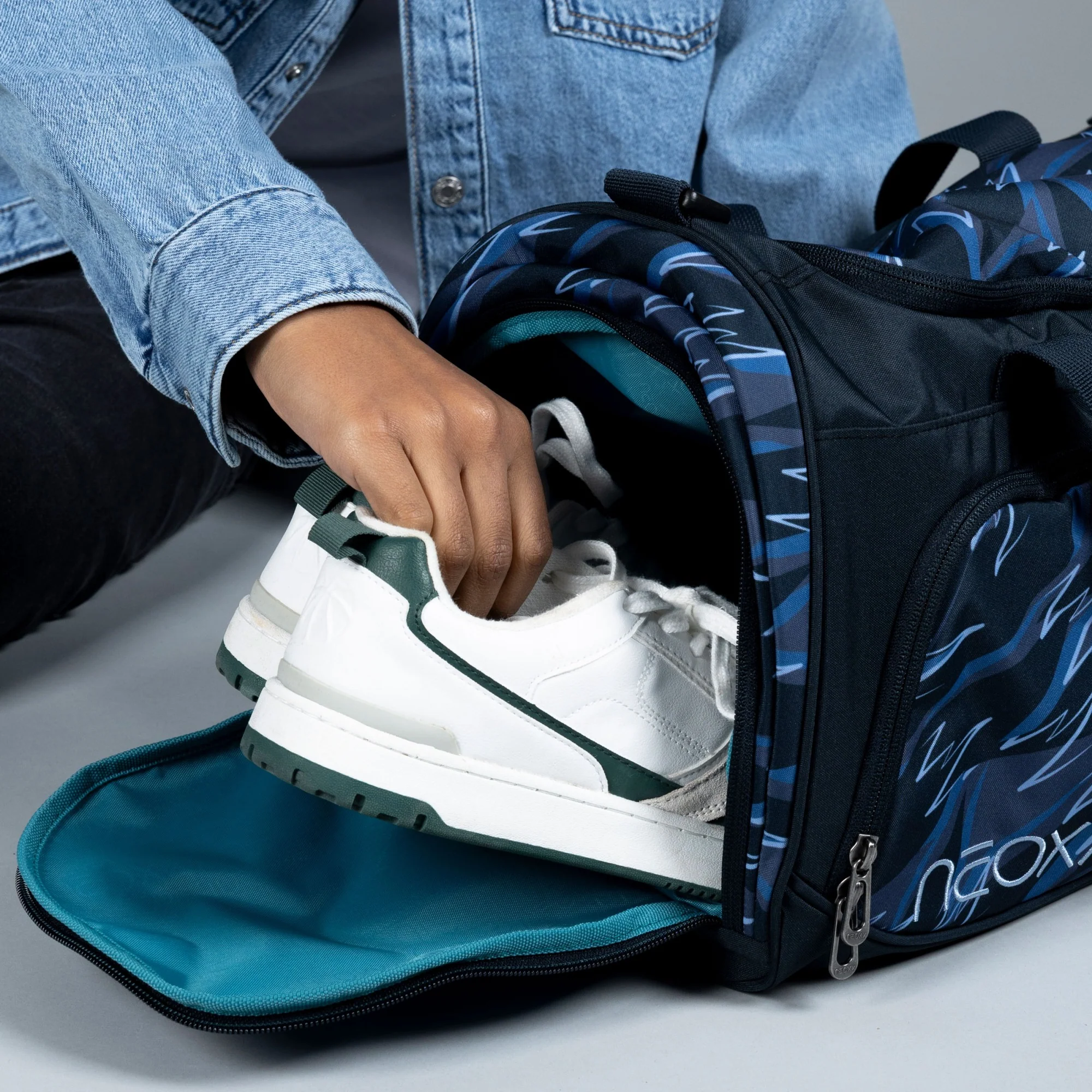 Neoxx MOVE - Sporttasche 43.5 cm (Stormchaser) - Image 5