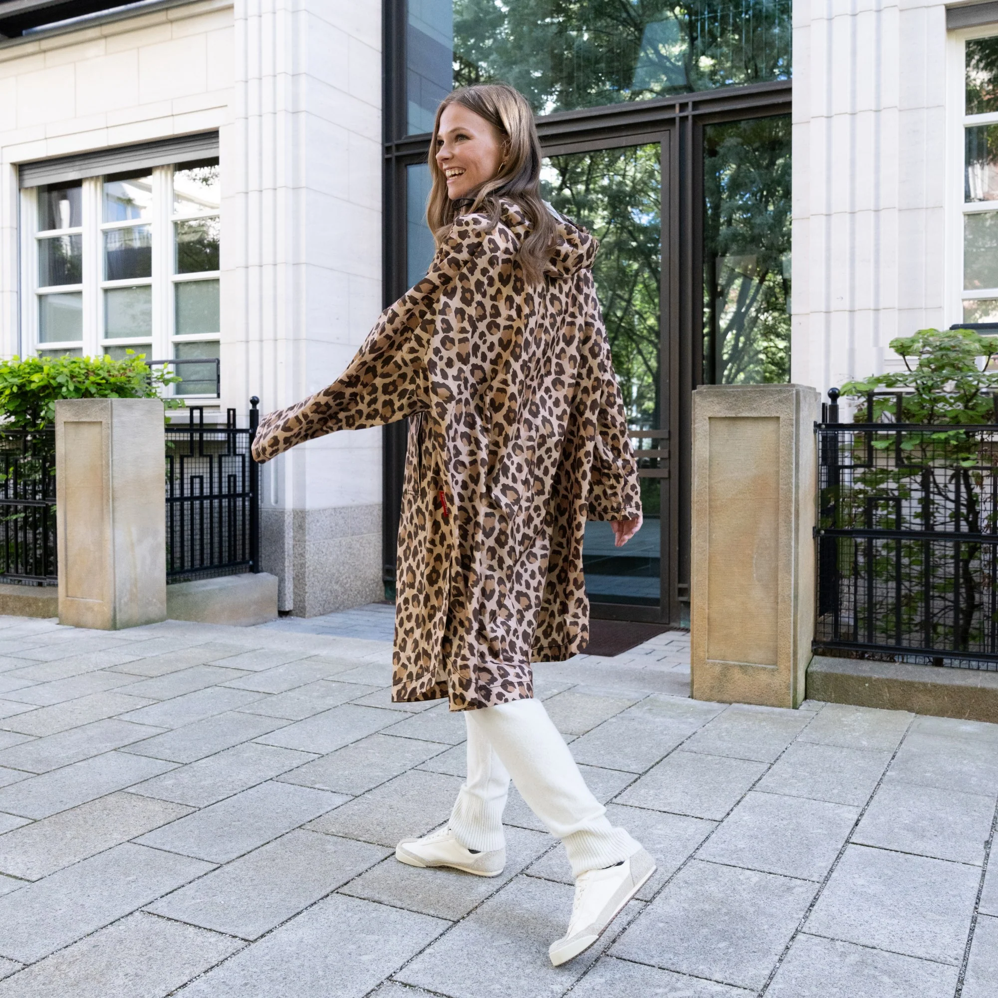 reisenthel Mini Maxi - Regenponcho 107 cm (leo macchiato) - Image 4