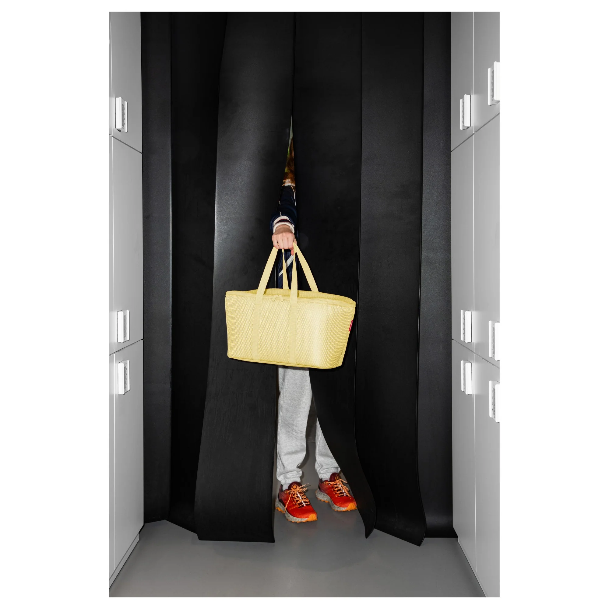 reisenthel thermo coolerbag - Kühltasche 44.5 cm (mesh lemon) - Image 4