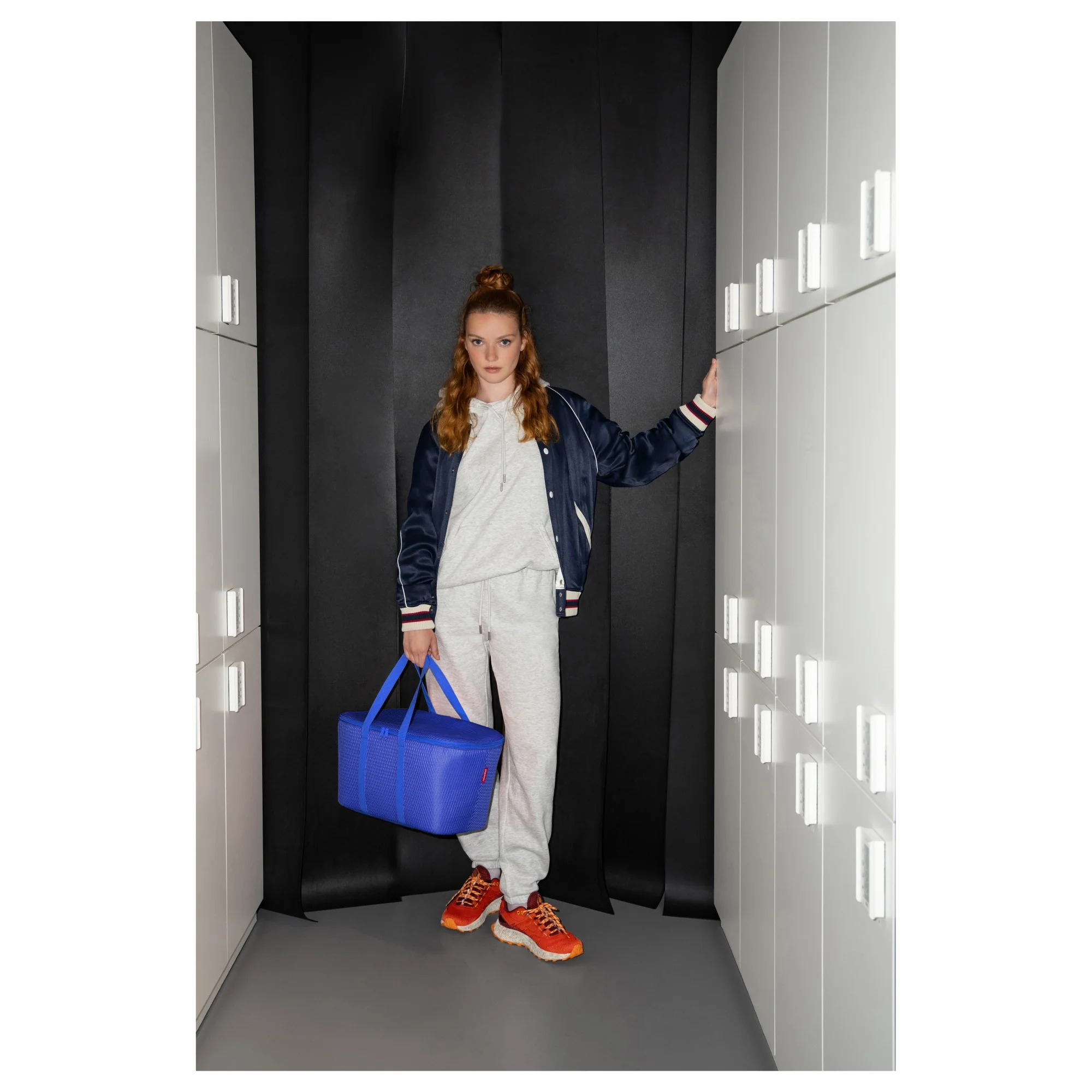 reisenthel thermo coolerbag - Kühltasche 44.5 cm (mesh royal blue) - Image 4