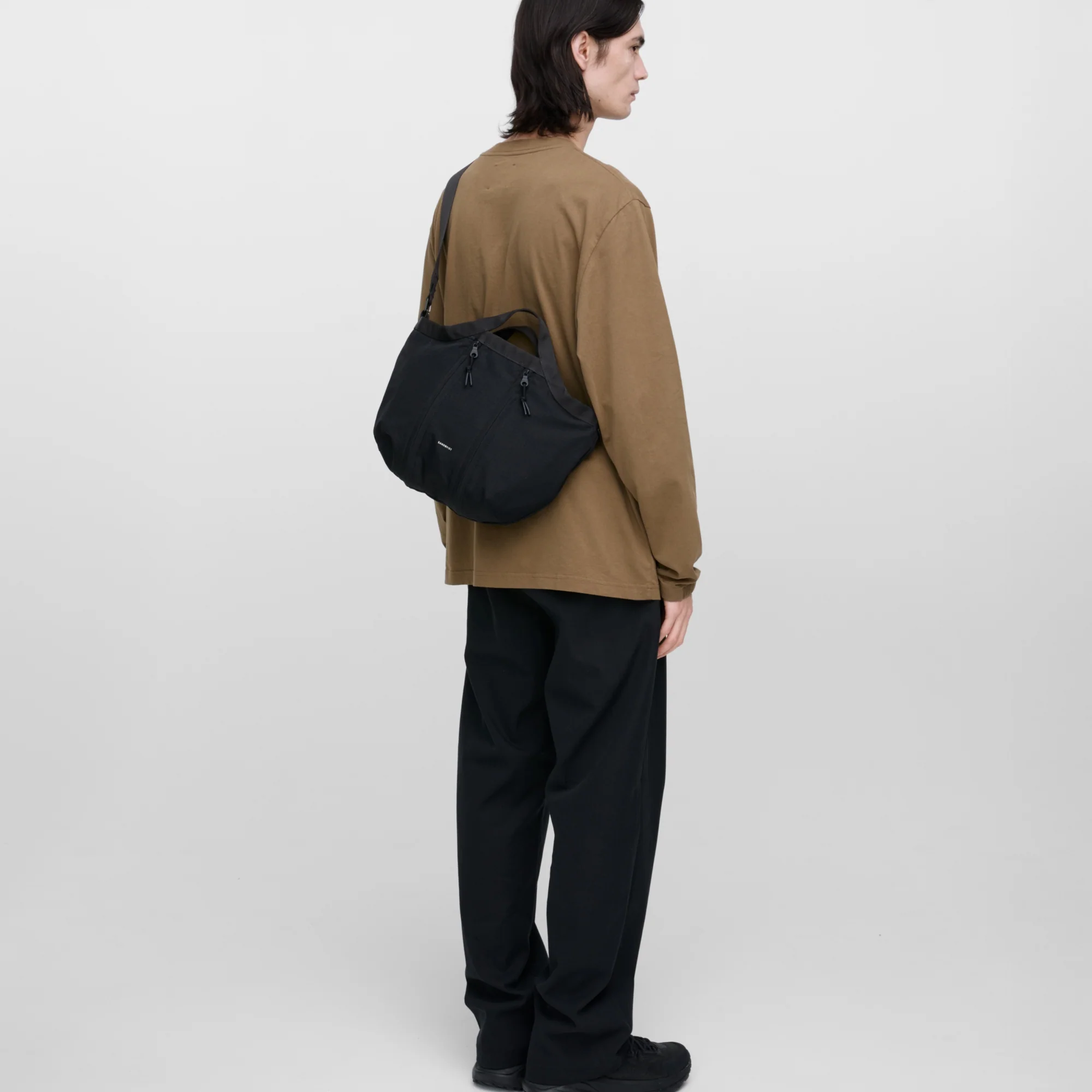 Sandqvist Grid Expandable - Umhängetasche erw. (black) - Image 7