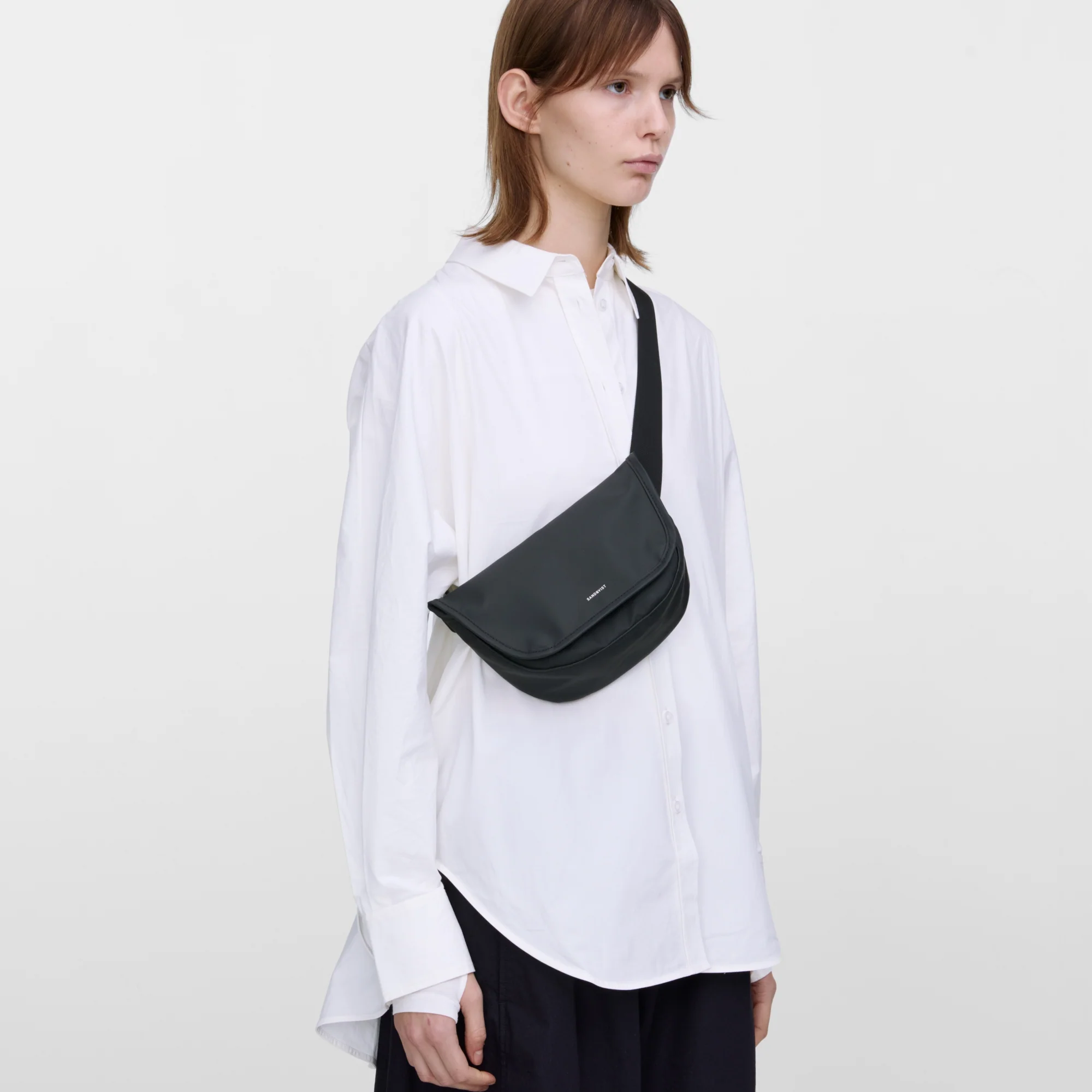Sandqvist Stream Messenger Mini - Umhängetasche 20 cm (black) - Image 6