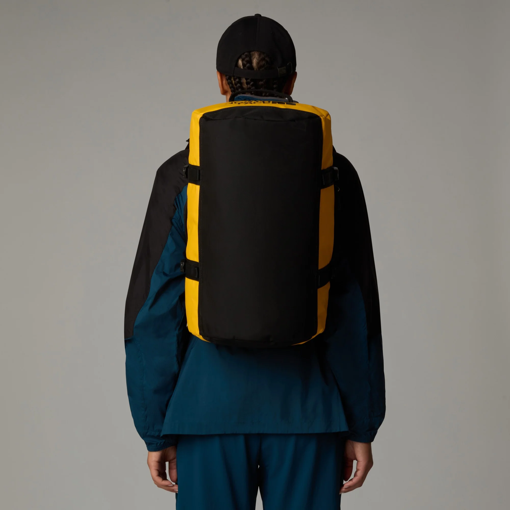 The North Face Base Camp Duffel XS 31 - Reisetasche 45 cm (summit gold-tnf black) - Image 6