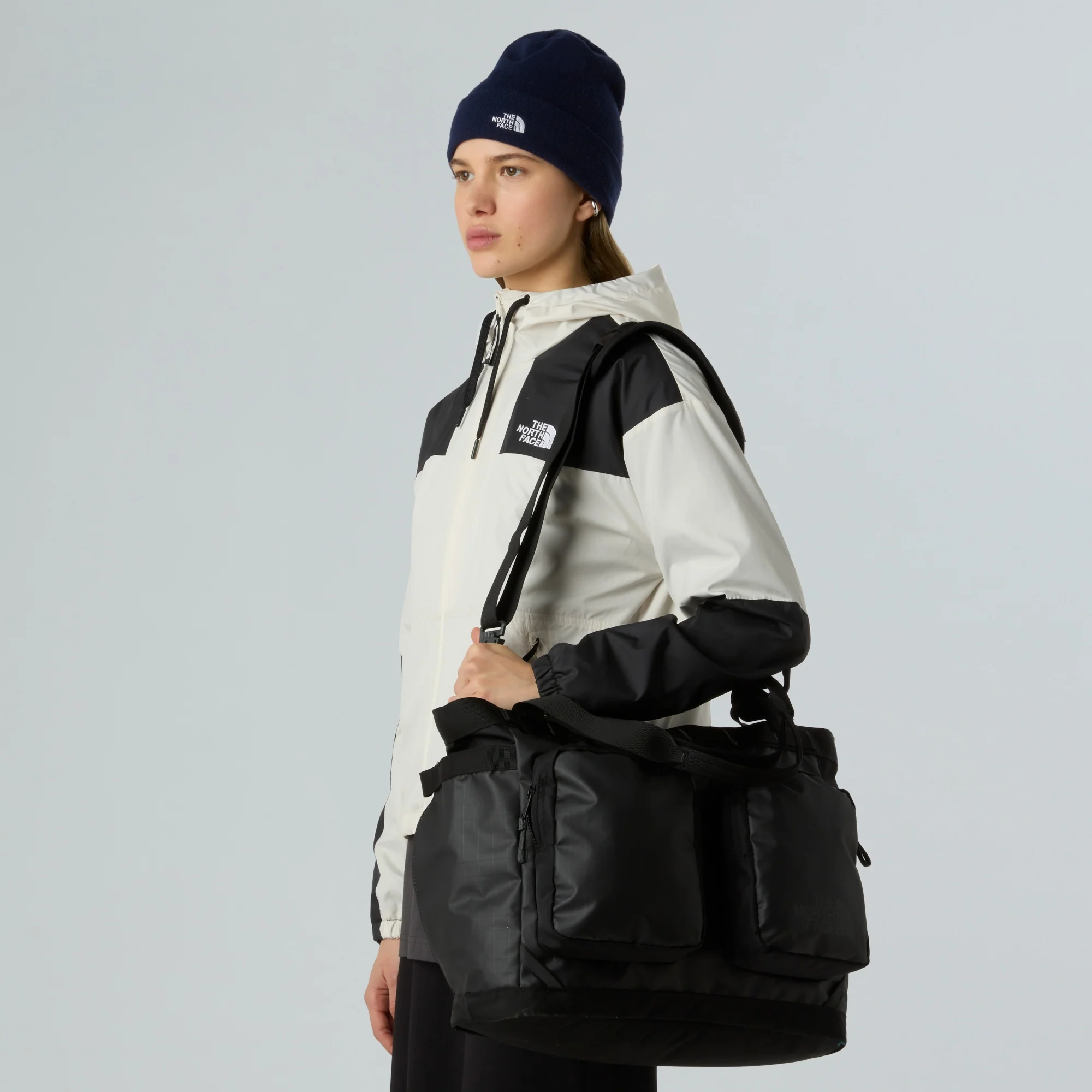 The North Face Base Camp Voyager Tote - Umhängetasche 16" 38 cm (tnf black/asphalt grey) - Image 6