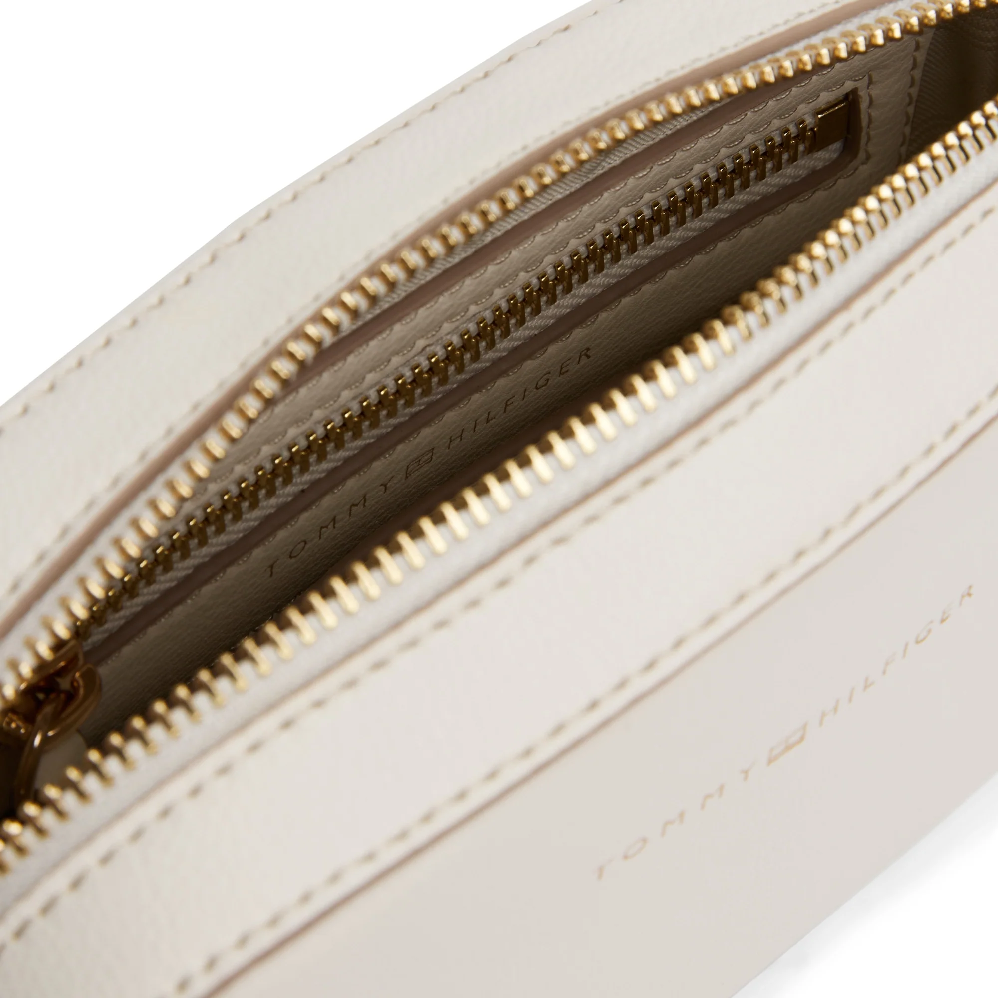 Tommy Hilfiger Logo Tape Camera - Umhängetasche 19.5 cm (ivory petal) - Image 3